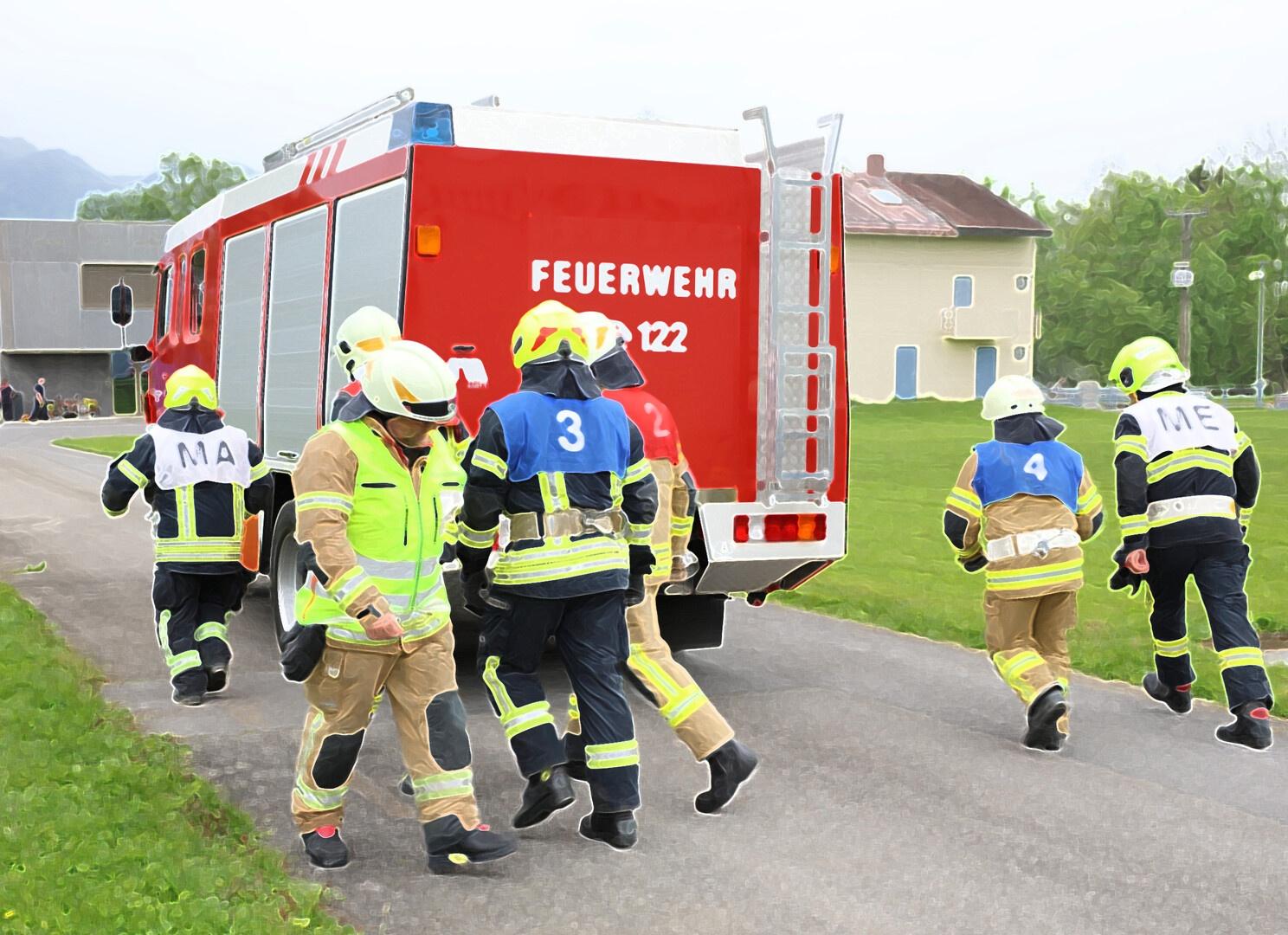 Leistungsprüfungen technische Hilfeleistung, Atemschutz, und Branddienst im Herbst